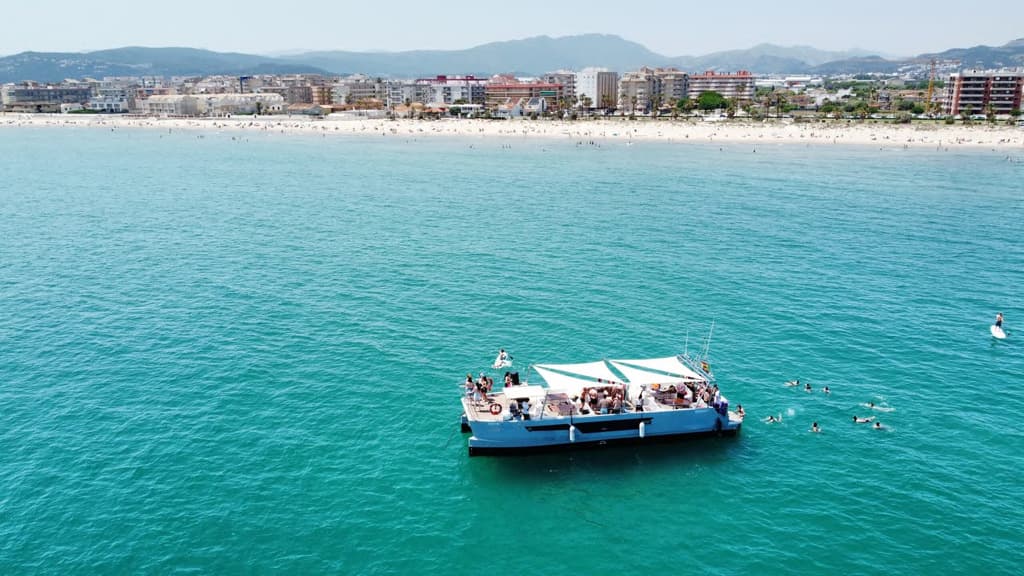 Catamarán "Serenity" — imagen 2