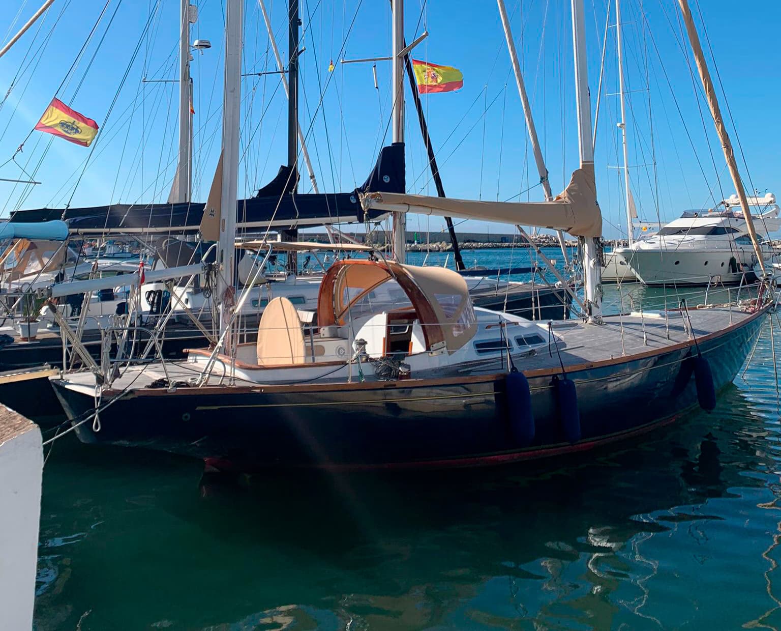 Bowman 46 - "Lady Antonia"