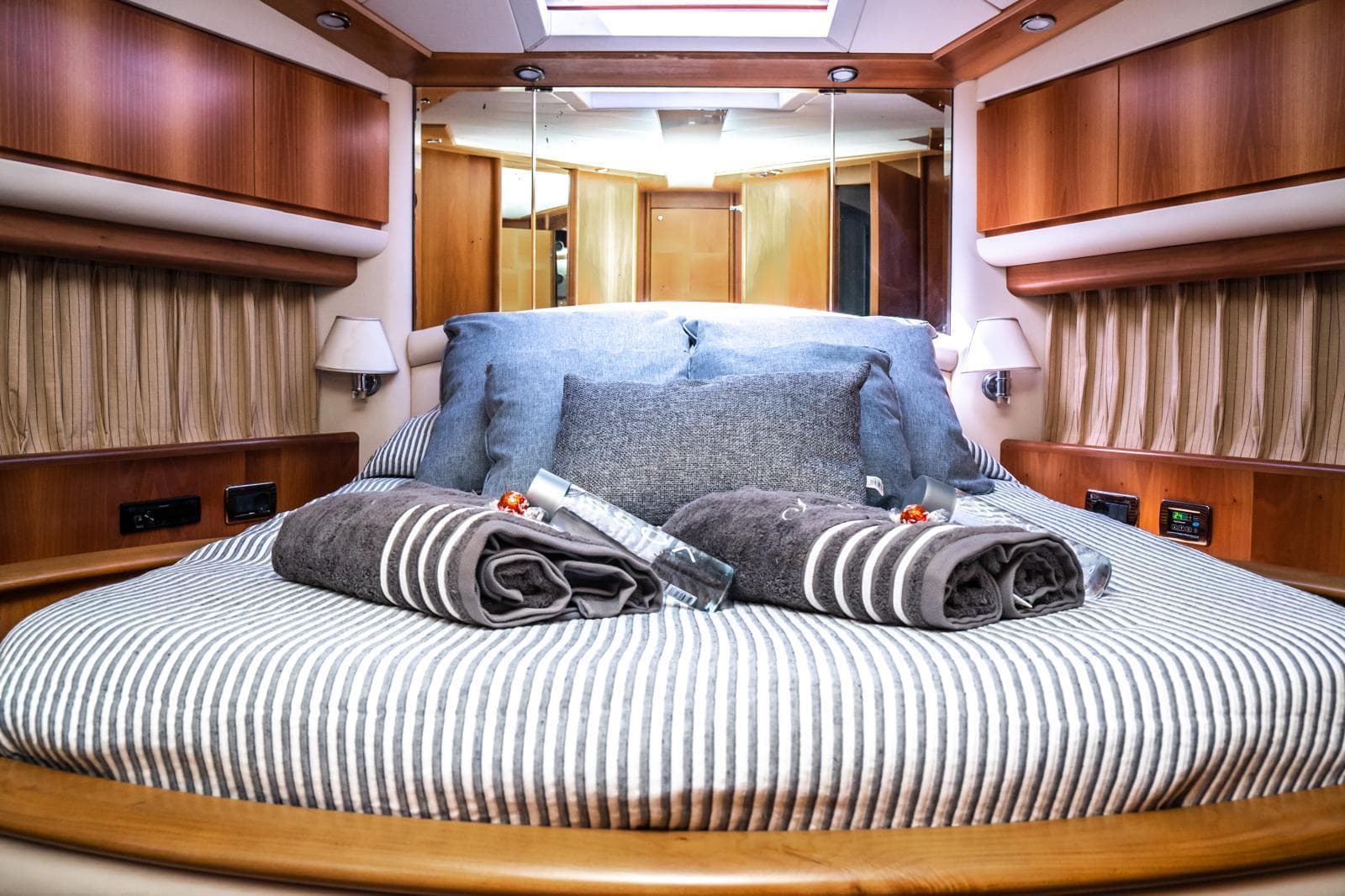 Nuvari 64 Flybridge "Avaco" — imagen 8